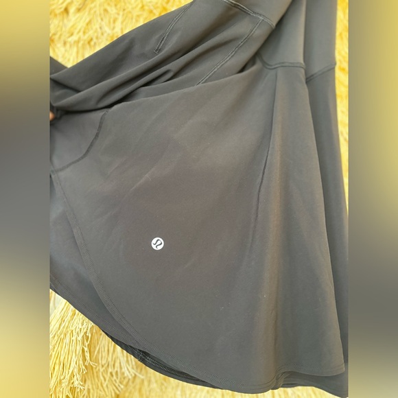 LULULEMON💎UNWORN💎COURT CRUSH DRESS✨Everlux tennis dress & short✨BLACK💎size 4 - Picture 9 of 16